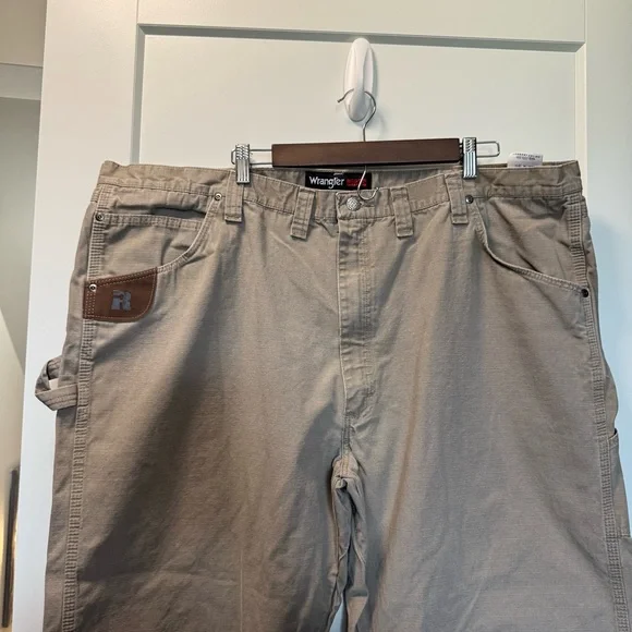Wrangler Riggs Men's Dark Khaki 3W020 DK Cotton Ripstop Carpenter Jeans 46x30‎ - Picture 2 of 5
